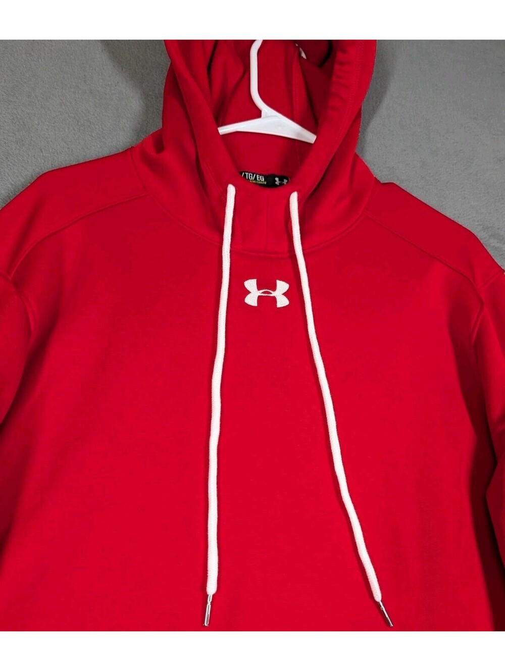 Under Armour Mens XL Red Loose Fit Fleece Hoodie Pullover Sweatshirt Athletic UA